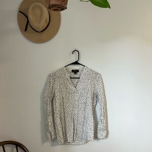 Truth White Fitted Long Sleeve Blouse